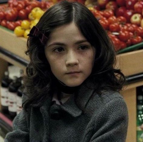 Orphan 2009, Esther Coleman, Orphan Movie, Movie Icon, Dark Kawaii, Orphan Girl, Fashion Gone Rouge, Scary Movie Characters, Horror Characters