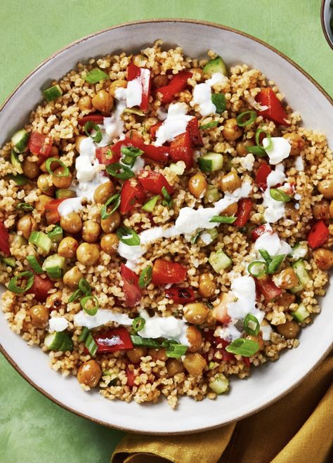 Easy vegetarian bowl recipe with cramy feta dressing | More recipes on www.HelloFresh.com Hello Fresh Vegetarian, Hello Fresh Menu, Fresh Vegetarian Recipes, Vegetarian Bowl, Fresh Veggie Recipes, Hello Fresh Dinners, Tabbouleh Salad Recipe, Feta Dressing, Crispy Chickpea