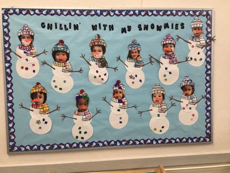 January Bulletin Board For Toddlers, January Bulletin Board For Preschoolers, Winter Bulletin Boards For Preschool, Christmas Photo Display, January Bulletin Board Ideas, Winter Door Decorations Classroom, Babies Activities, Winter Classroom Door, 1st Grade Crafts