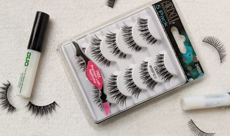 False Eyelashes For Beginners, Eyelashes For Beginners, Feather Eyelashes, Best Fake Eyelashes, Eyeshadow Styles, Best False Eyelashes, Diy Nails Stickers, Good Makeup, Drugstore Mascara