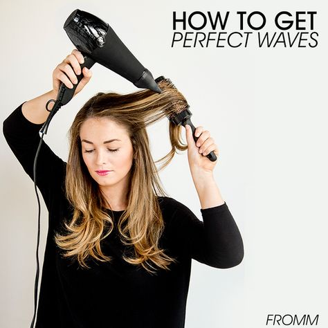 Your clothes may have to say #winter #cold, but your hair can say #summer #beachwaves! Round Brush Curls, How To Do Curls, Blow Dry Curls, Curls For Medium Length Hair, Natural Hair Repair, Blowout Hair Tutorial, Thermal Brush, Perfect Waves, Curls With Straightener