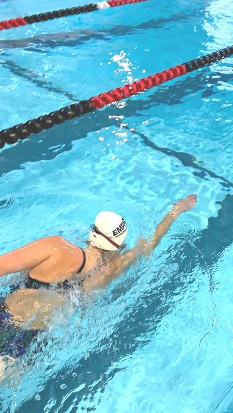 Free Style Swimming, Aquatics Center, Water Volleyball, Paddleboard Yoga, Oregon University, Freestyle Swimming, Swimming Drills, Swim Technique, Swimming Motivation