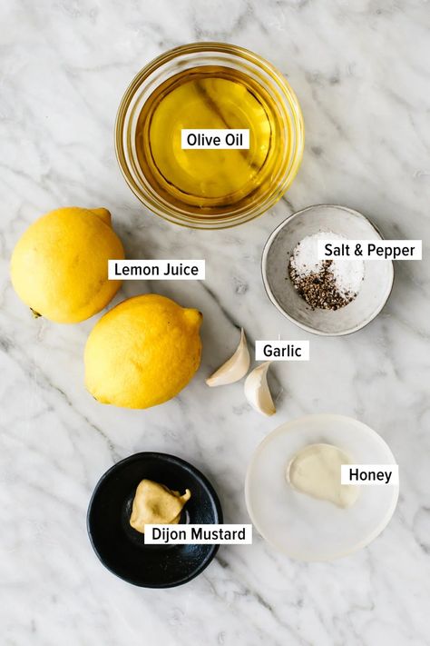 This lemon vinaigrette is the perfect dressing for a variety of healthy salad recipes. Lemon Vinaigrette Dressing Recipe, Lemon Vinagrette, Lemon Vinegarette, Lemon Salad Dressings, Lemon Vinaigrette Dressing, Vinaigrette Dressing Recipe, Lemon Salad, Simple Vinaigrette, Salad Dressing Recipes Homemade