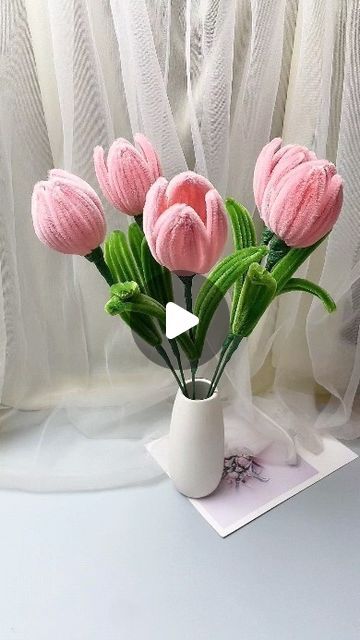 Tulip Diy Crafts, Camp Crafts, Mom Ideas, Floral Craft, Camping Crafts, April 20, Craft Stick Crafts, Diy Flowers, Flower Crafts