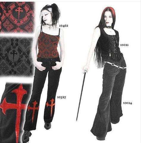 90s Mall Goth, Black Grunge, The Embrace, New Rock, Alt Fashion, Grunge Goth, Mall Goth, Gothic Outfits, Goth Outfits