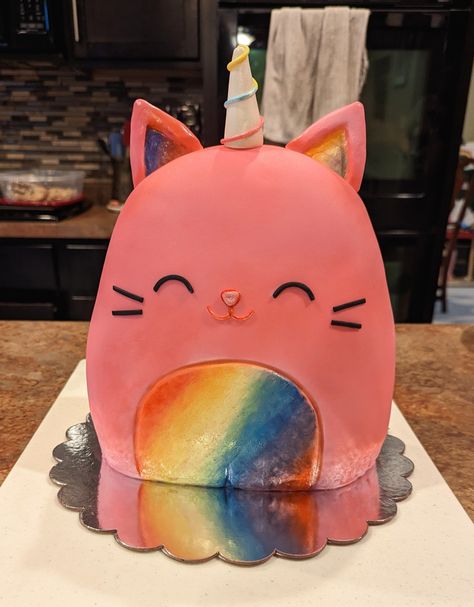 Unicorn Squishmallow Cake, Squishmallow Pull Apart Cupcakes, Rainbow Cat Birthday Cake, Squishmallow Sheet Cake, Easy Squishmallow Cake, Cakes For 9th Birthday Girl, Diy Squishmallow Cake, Squishmallows Birthday Party Cake, Swuishmellow Birthday Party