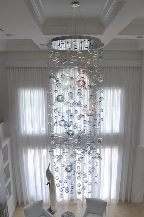 Floating Bubbles by Studio Bel Vetro Transitional Mid Century Modern, Floating Bubbles, Dennis Miller, Lustre Vintage, Transitional Contemporary, Transitional Chandeliers, Bubble Chandelier, Chandelier Decor, Dream House Decor