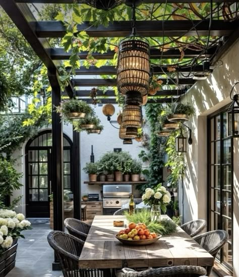 Decorated Homes Ideas, European Patio, Garden Dining Area, Outdoor Garden Design, Outdoor Patio Decorating Ideas, Garden Mirrors, Outdoor Decor Backyard, Outdoor Patio Decor, Backyard Patio Designs