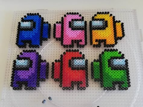 Pixel Keychain, Among Us Crewmate, Hamma Beads Ideas, Easy Perler Bead Patterns, Pearl Beads Pattern, Easy Perler Beads Ideas, Art Perle, Perler Bead Templates, Perler Crafts