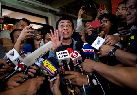 Via @TIME: Philippines Journalist Maria Ressa Released on Bail After Arrest for ‘Cyber Libel’ Maria Ressa, Ad Hominem, Trial Court, Rodrigo Duterte, Philippine News, Amnesty International, An Article, Business Man, Philippines