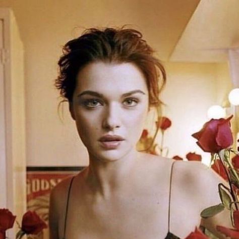 Color Vibe, Instagram Image, Rachel Weisz, Beauty Icons, Interesting Faces, Girl Crushes, Look Alike, Beauty Inspiration, Fashion Makeup