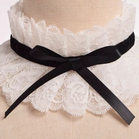 Retro Victorian Neck Collar Short Detachable Ribbon Bowknot Choker Ruff | eBay Ruff Collar Diy, Ruffle Collar Diy, Ruffle Collar Pattern, Diy Goth Clothes, Goth Diy, Clown Collar, Neck Ruffle Collar, Cat Outfit, Diy Choker