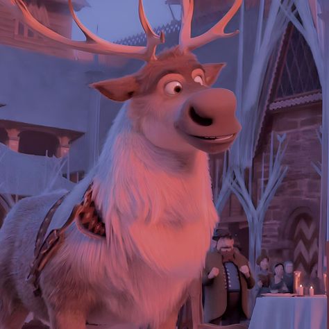 ✧༺𝐒𝐯𝐞𝐧༻✧ Frozen 2 Fire Spirit, Disney Characters Frozen, Winter Character, Sven Frozen, Lovely Aesthetic, Cute Christmas Wallpaper, Zoo Wee Mama, Epic Journey, Smash Cake