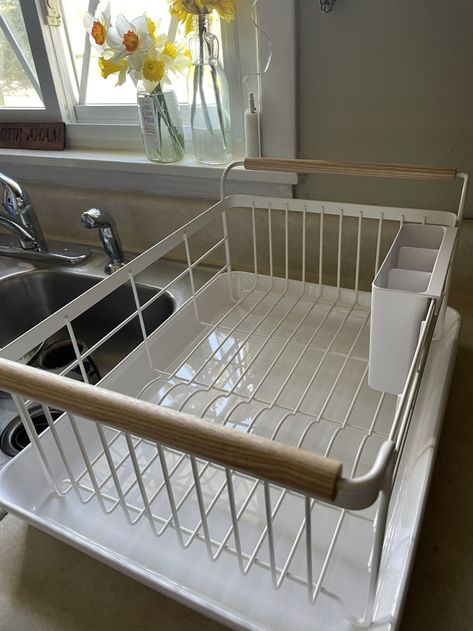 Post Image Drying Rack Kitchen Ideas, Kitchen Sink Dish Rack Ideas, Kitchen Dish Rack Ideas, Neutral Kitchen Towels, Hidden Dish Drying Rack Ideas, Dish Drying Rack Space Saving, Kitchen Drying Rack Ideas, Dish Drainer Ideas, Dish Drainer Ideas Drying Racks