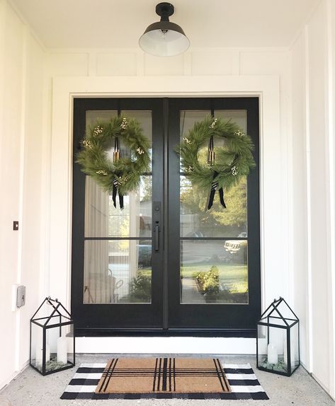 2,948 Likes, 105 Comments - Eye For Pretty (@eyeforpretty) on Instagram: “Happy New Years Eve! My most liked image actually was a surprise to me because I felt like my porch…” Hinged Patio Doors, Farmhouse Entry, Farmhouse Front Door, Door Entry, Front Door Entrance, House Front Door, Entrance Design, Steel Door, Glass Front Door