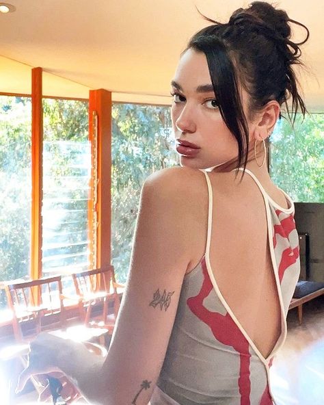 Dua Lipa Tattoo, Dua Lipa, New Artists, Triangle Tattoo, Tatting, Track, Tattoos