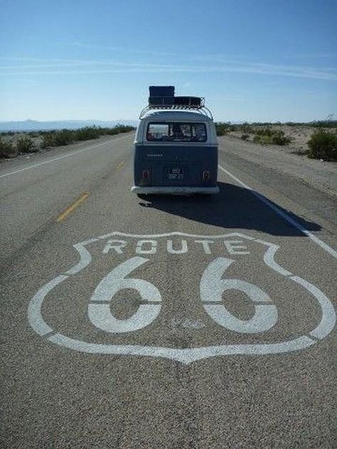 I got my kicks on Route 66 Volkswagen Bus ☮ #VWBus ☮ pinned by www.wfpcc.com Road 66, Vintage Beetle, Beetle Volkswagen, Usa Dream, Enchanting Places, Motorcycle Camping Gear, T1 Bus, School Places, Travel Entertainment