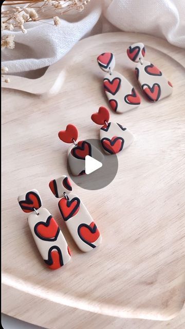 Clay Diy Projects Sculptures, Trending Clay Earrings, Valentine Earrings Diy, Valentine Clay Earrings, Valentines Clay Earrings, Clay Earring Designs, New Years Earrings, Polymer Clay Earrings Diy, Painted Valentines