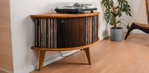 Vinyl Records Storage Ideas, Vinyl Record Storage Diy, Vinyl Lp Storage, Diy Record, Office Shelves, Table Build, Vinyl Display, Lp Storage, Office Shelf