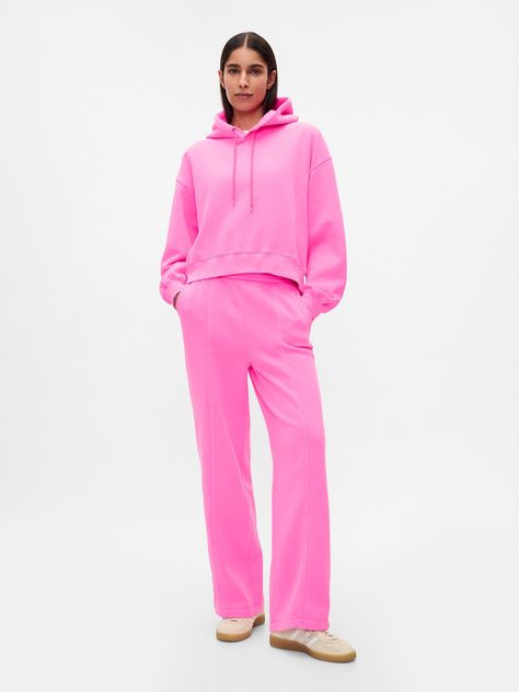 Soft fleece knit wide-leg sweatpants.  Elasticized waist.  Front slant pockets.  Seam at front.  Mid rise.  Straight silhouette with a relaxed fit.  Wide leg.  Models wearing Gap Sweat Sets Women, Sweat Suit Outfits Women, Sweat Suit Outfits, Matching Sweat Sets, Sweatpants Cute, Matching Sweat Set, Pink Sweat, 13 Birthday, Christmas 2025