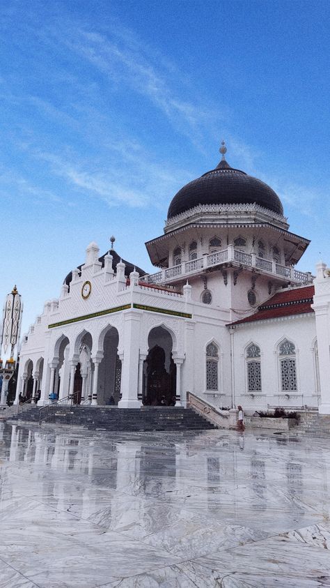 Islam Art, Banda Aceh, World Cultures, Beautiful Nature Scenes, Nature Scenes, Islamic Art, Beautiful Nature, Taj Mahal, Indonesia