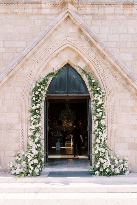 GREEK-AMERICAN WEDDING WITH WHITE LUXURY DETAILS IN THE HEART OF RHODES, GREECE. Wedding Chapel Flowers, Wedding Chapel Decorations, Stone Chapel, Church Aisle, Reception Stage, Taupe Wedding, Reception Stage Decor, Wedding Church Decor, Apple Wedding