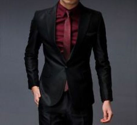 groomsmen suit outfit idea #fatherofthebrideoutfit #father #of #the #bride #outfit #suits Black Suit Red Tie, Grad Suits, Black Groomsmen Suits, Black Coat Pant, Father Of The Bride Outfit, Black And Red Suit, Maroon Suit, Terno Slim, Grey Suits