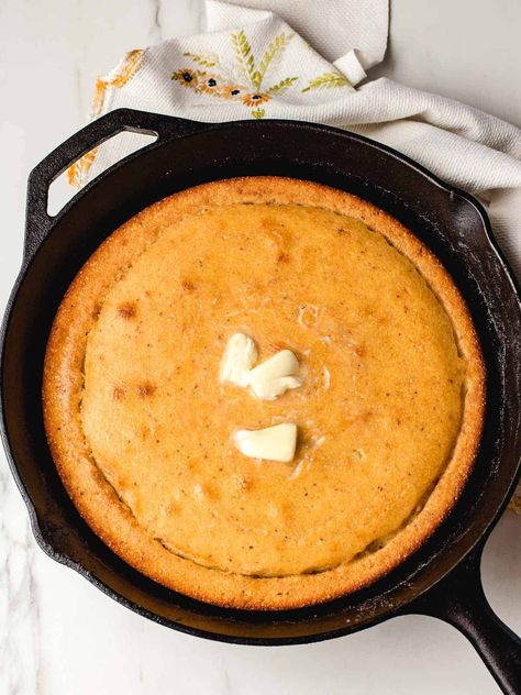 Ground Cornmeal Recipes, Stone Ground Cornbread Recipe, Corn Flour Cornbread, Easy Skillet Cornbread, Corn Flour Recipes, Little Spoon Farm, Cornmeal Cornbread, Skillet Cornbread Recipe, Cornmeal Bread