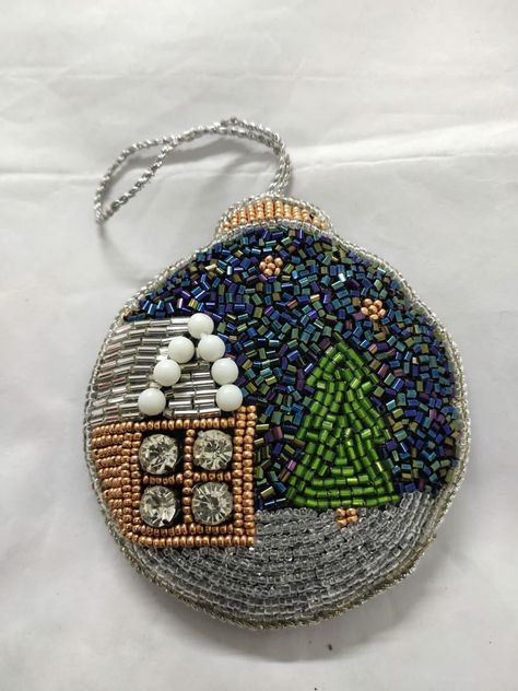 Embroidery ornaments Beaded Embroidery Ornaments, Diy Family Ornaments, Embroidery Ornaments, Family Ornaments, Beaded Ornaments, Hand Beading, Beaded Embroidery, Saddle Bags, Beading