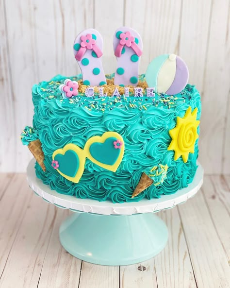 Swim Party Birthday Cake, Pool Party Ice Cream Cake, Splash Birthday Cake, Water Park Birthday Cake, Water Slide Cake Ideas, Unicorn Pool Party Cake, Summer Party Cake Ideas, Barbie Pool Cake Ideas, Water Party Cake Ideas