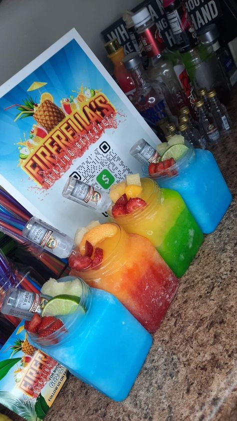 Drinking Ideas Party Alcohol Fun, Alcohol Business Ideas, Liquor Slushies, Slushy Alcohol Drinks Bucket, Cute Drinks Alcohol Girls Night, Acholol Drinks Aesthetic, Liquor Drinks Party Aesthetic, Slushy Alcohol Drinks, Candy Alcohol Drinks