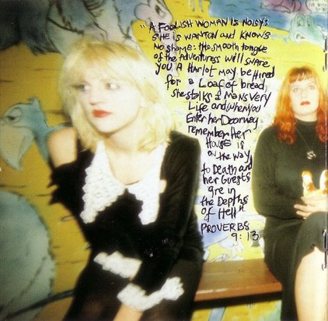 courtney love Courtney Love Hole, Kurt And Courtney, Riot Grrrl, Courtney Love, I'm With The Band, Miss World, Look At You, The Girl Who, Kurt Cobain