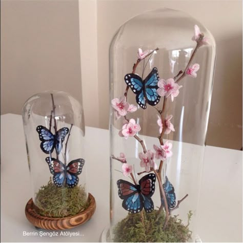 Butterfly Centerpieces Wedding, Centerpieces With Butterflies, Butterfly Theme Centerpieces, Butterfly Centerpiece Ideas, Butterfly Wedding Centerpieces, Butterfly Jar, Butterfly Centerpiece, Butterfly Gift Ideas, Enchanted Forest Quinceanera Theme