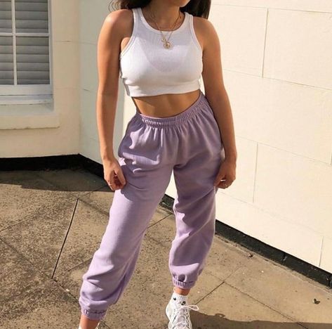 462 Likes, 4 Comments - KATCH ME (@katchme.uk) on Instagram: “😍💖 It's always jogger season!⠀ @hollyesme lookin' sweet in our 🔎'Lilac Cuffed Joggers' (£9.99)⠀ ⠀…” Purple Joggers Outfit, Jogger Pants Outfit Women, Purple Sweatpants, Cute Sweatpants Outfit, Jogger Pants Outfit, Cute Sweatpants, Teenage Outfits, Cuffed Joggers, Joggers Outfit