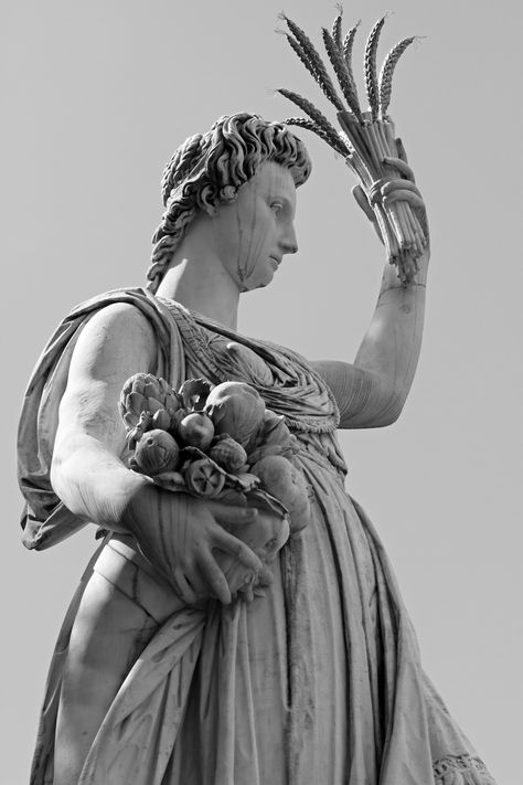 Asteroid Goddess Ceres is the nurturer in asteroid astrology. Click through to find out what it means when she goes retrograde. Demeter Greek Goddess, Ceres Goddess, Brave Witches, Roman Sculpture, Florence Tuscany, Greek Gods And Goddesses, Roman Goddess, Divine Mother, Goddess Statue