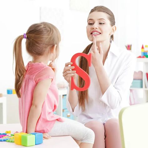 Tips to Improve Your Child's Speech Clarity - 1SpecialPlace Child Psychologist, Articulation Therapy, Aba Therapy, Reading Comprehension Skills, Therapy Counseling, Speech Therapist, Future Jobs, Speech Language Therapy, Speech Language Pathologists