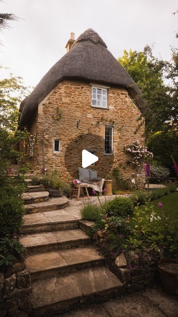 James Lloyd Cole on Instagram: "Hoo Cottage is dream Cotswolds living. With perfect honey coloured stone, climbing roses, a puffy thatched roof and super quirky windows, it’s dripping in character and charm.
You can stay here, with @marella_escapes.

📍 Chipping Campden, #Gloucestershire." James Lloyd, Lloyd Cole, Chipping Campden, Victoria Magazine, Visiting England, Dark Cottagecore, Thatched Roof, Little Cottage, Climbing Roses