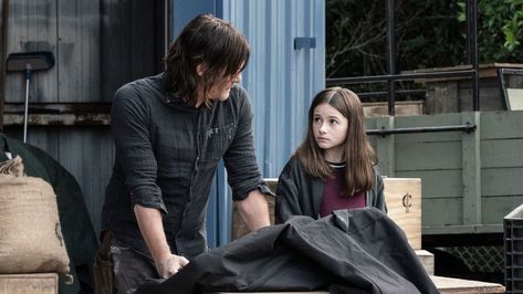 Daryl And Judith, Lance Hornsby, Walking Dead Season 11, Twd Daryl, Judith Grimes, Walking Dead Daryl, Founders Day, Andrew Lincoln, Fear The Walking Dead