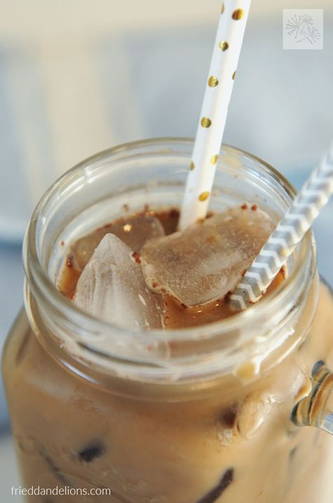 Cold Brew Coffee Milk takes just minutes to prepare, and yields enough coffee to last you an entire week! Cold Brew Coffee Recipe With Sweetened Condensed Milk, Coconut Cold Brew Coffee, Cold Brew With Instant Coffee, Oat Milk Cold Brew, Vanilla Sweet Cream Cold Brew, Vegan Vitamix Recipes, Fig Smoothie, Vegan Sweets Recipes, Vegan Eggnog