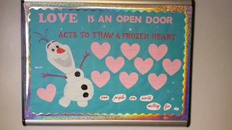 Frozen RA bulletin board for valentine's day. Olaf's acts to thaw a frozen heart. School Counseling Bulletin Boards, February Bulletin Boards, Office Bulletin Boards, College Bulletin Boards, Disney Themed Classroom, Valentines Day Bulletin Board, Ra Bulletins, Ra Boards, Ra Bulletin Boards