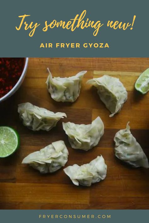 Airfryer Japanese Recipes, Dumplings Appetizer, Shrimp Gyoza, Gyoza Recipe, Fried Gyoza, Cooking Japanese, Japanese Dumplings, Pan Fried Dumplings, Fried Dumplings