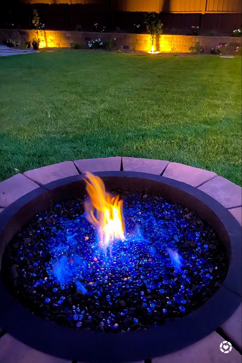 Glass Rock Fire Pit, Glass Fire Pit Ideas Backyard, Fire Pit Glass Rocks Ideas, Lava Rock Fire Pit, Fire Pit Rocks, Fire Pit Glass Rocks, Solarium Ideas, Themed Backyard, Fire Pit Essentials