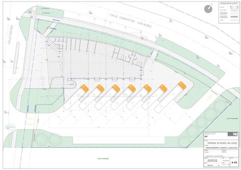 Terminal de Buses Los Lagos / TNG Arquitectos Bus Parking Design Plan, Parking Plan, Bus Stop Design, Terminal Bus, Parking Building, Train Station Architecture, Urban Analysis, Bus Stand, Hotel Plan