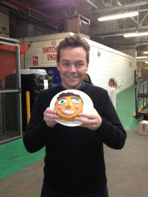 Stephen Mulhern! So funny Stephen Mulhern, Ant & Dec, Male Celebs, Britain Got Talent, So Funny, Favorite Celebrities, Celebrities, Tv, Funny