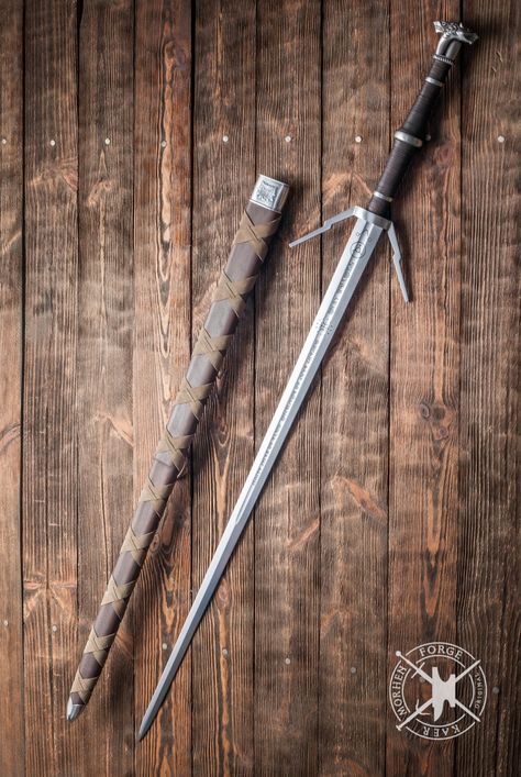 Witcher Swords Wild Hunt, Witcher Swords, Witcher Tattoo, Fantasy Blade, Images Of Christ, Cool Swords, The Witcher, Concept Art