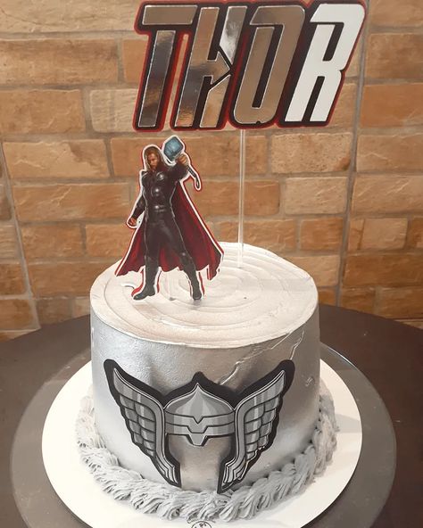 50 Thor Cake Design Images (Cake Idea) - 2020 Thor Themed Party Ideas, Thor Birthday Party Ideas, Thor Cake Design, Thor Birthday Cake, Thor Cake Ideas, Thor Theme Cake, Thor Cake, Thor Birthday, 5th Birthday Cake