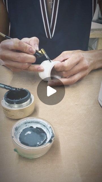 34 likes, 0 comments - nohdomidesign on August 25, 2023: "🖤 Inkwell Prototypes - Back to underglaze calligraphy on bisque 🖤 Working on a set of inkwells to test out for calligraphy nib and...". Underglaze Watercolor, Underglaze Pencil, Underglaze On Bisque, Underglaze Vs Glaze, Black Underglaze Pottery, Calligraphy Nibs, Unique Ceramics, Ceramics, Tableware