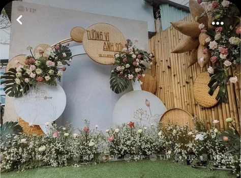 Pelamin Rustic, Filipiniana Wedding Theme, Diy Backdrop Stand, Filipiniana Wedding, Filipino Wedding, Wedding Background Decoration, Wedding Stage Design, Wedding Backdrop Design, Easy Backdrops