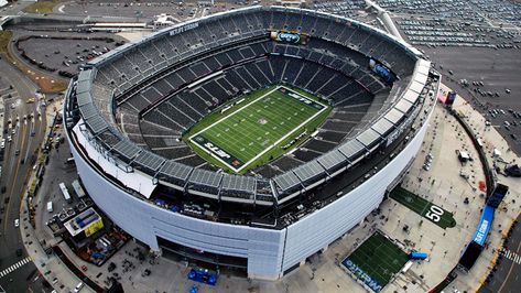 MetLife Stadium Nfl Stadiums, People Fly, Metlife Stadium, Sports Stadium, Best Football Team, Super Bowl Sunday, Rudy Giuliani, Football Stadium, Outdoor Concert