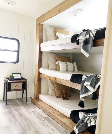 Check out this camper renovation Photo by Len And Sherry on May 17, 2021. camper inspiration for your RV bedroom. Rv Bunkroom, Camper Flip, Camper Bunk Beds, Bunk Room Ideas, Motorhome Remodel, Traveling Family, Rv Interior Remodel, Camper Reno, Camper Interior Design